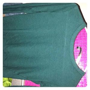 Green long sleeved crop top